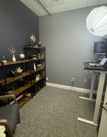 Multifunctional Studios Room A | ideal for YouTube, Teaching, Auditions + Podcast Creator’s Dream Studio in Jupiter Area